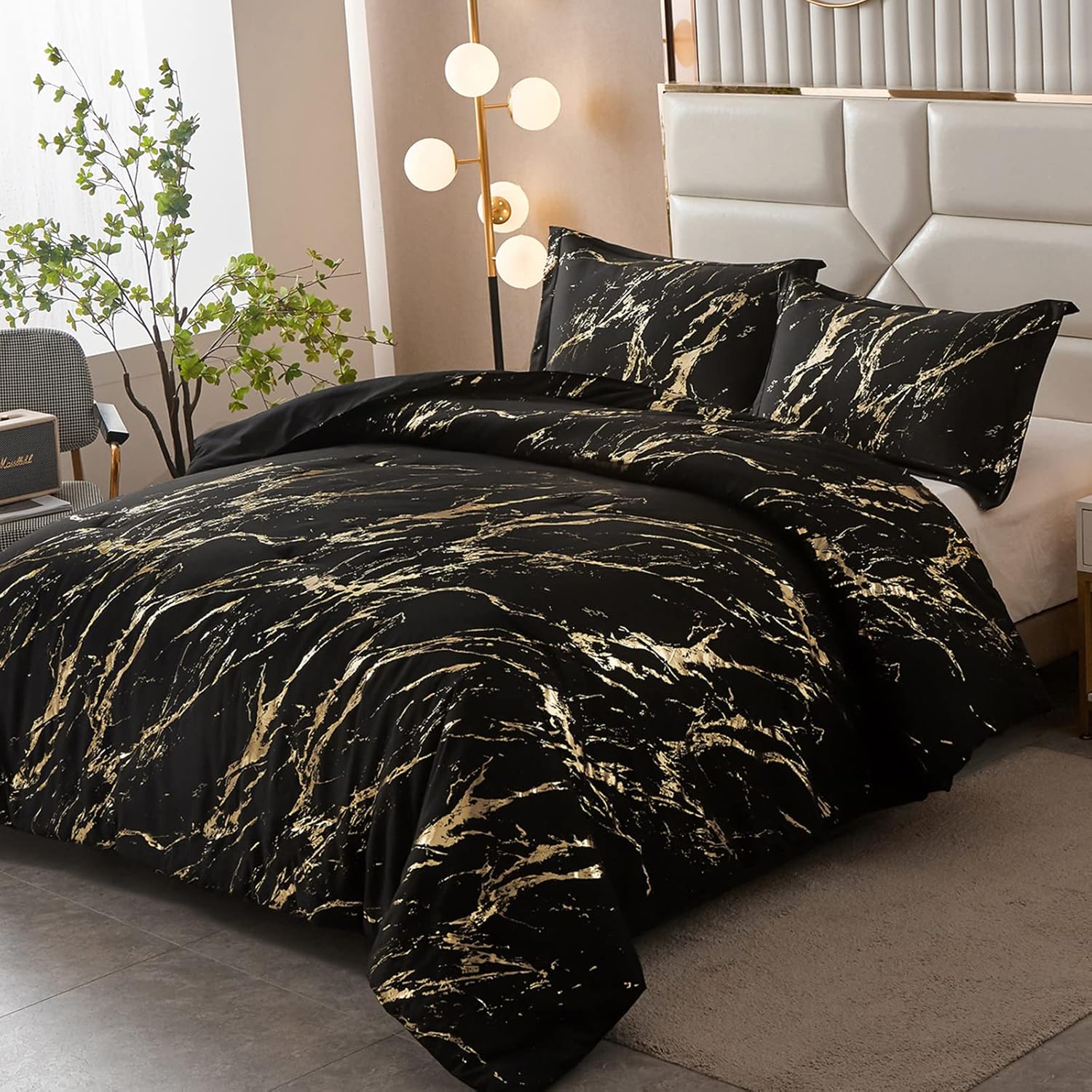 Black and Gold Metallic Marble Comforter Set – King, 3-Piece