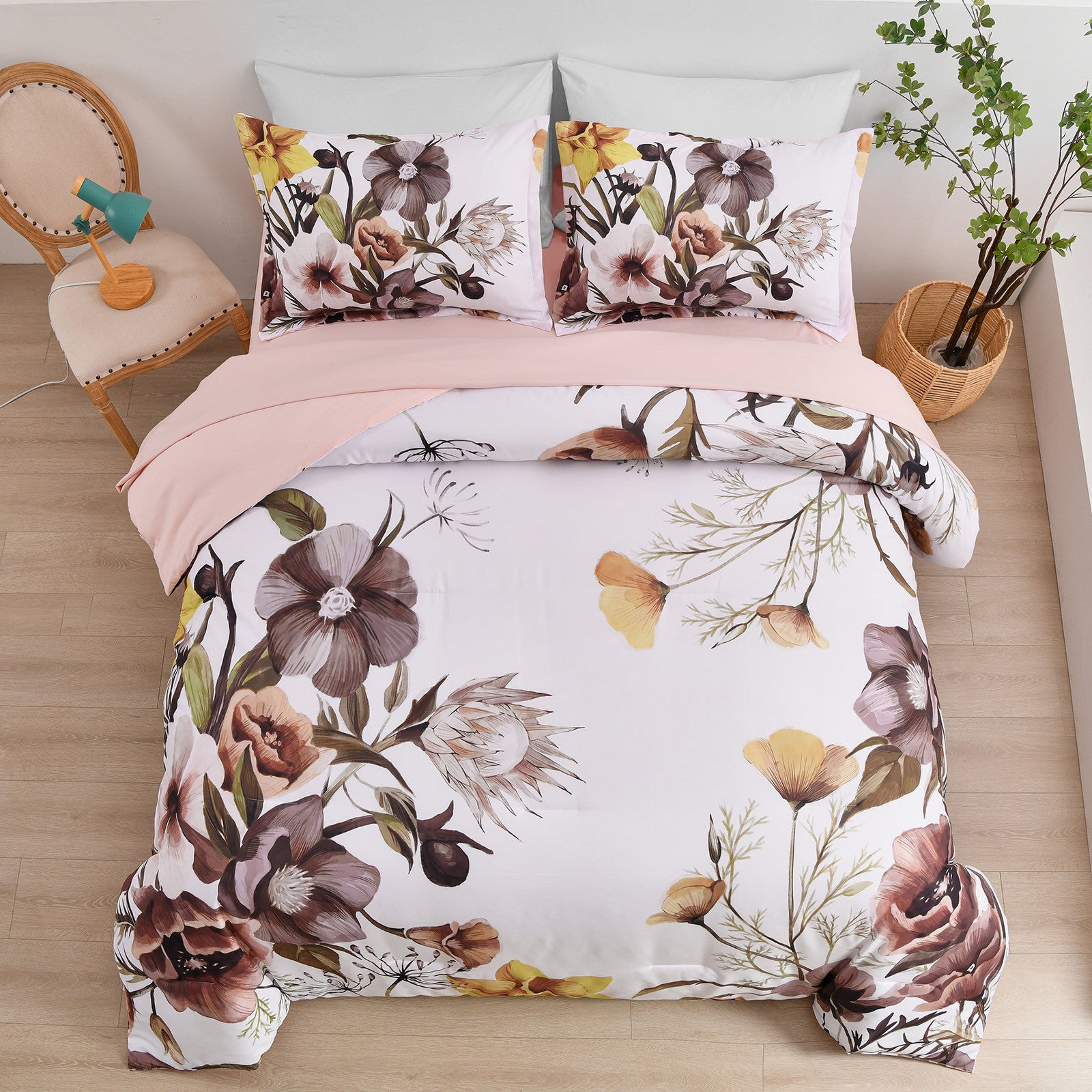 Blush Floral Comforter Set – King, 3-Piece
