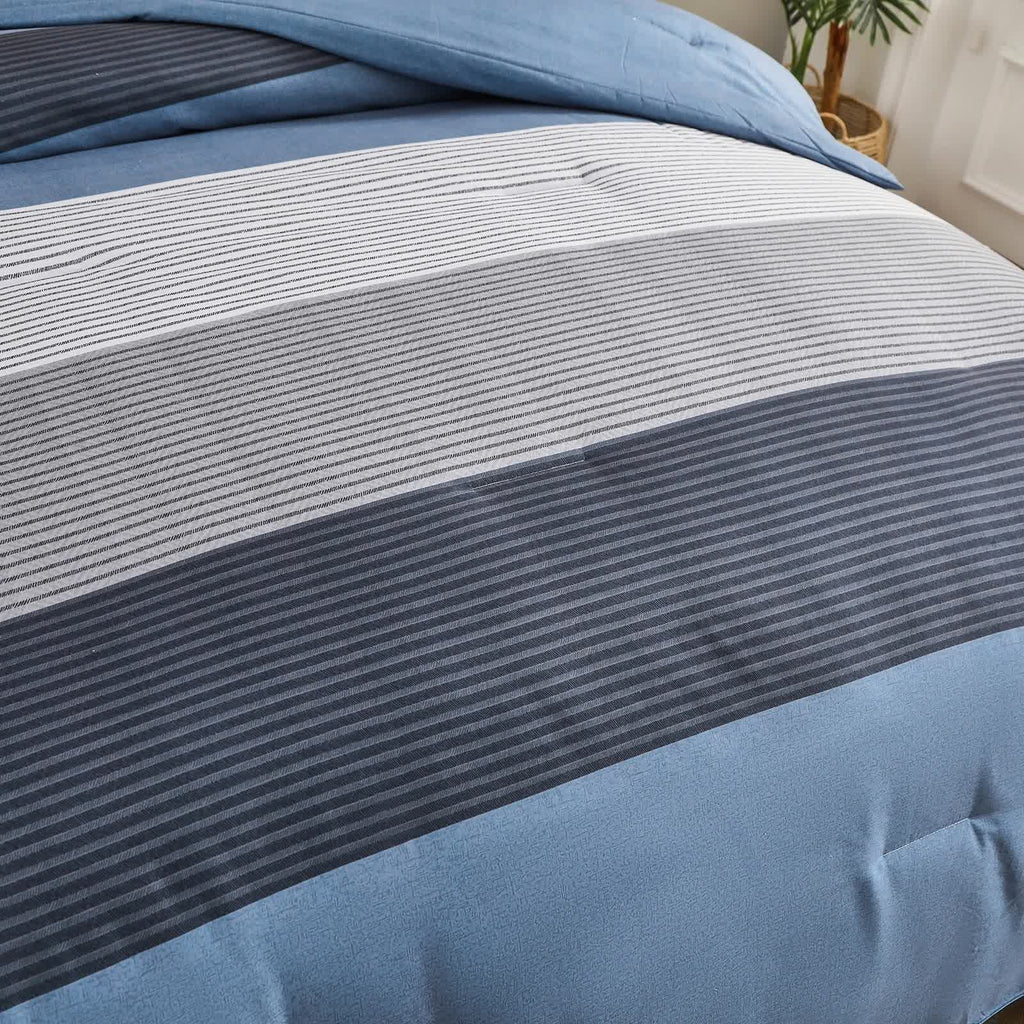 Coastal Drift Striped Comforter Set – King, 3-Piece