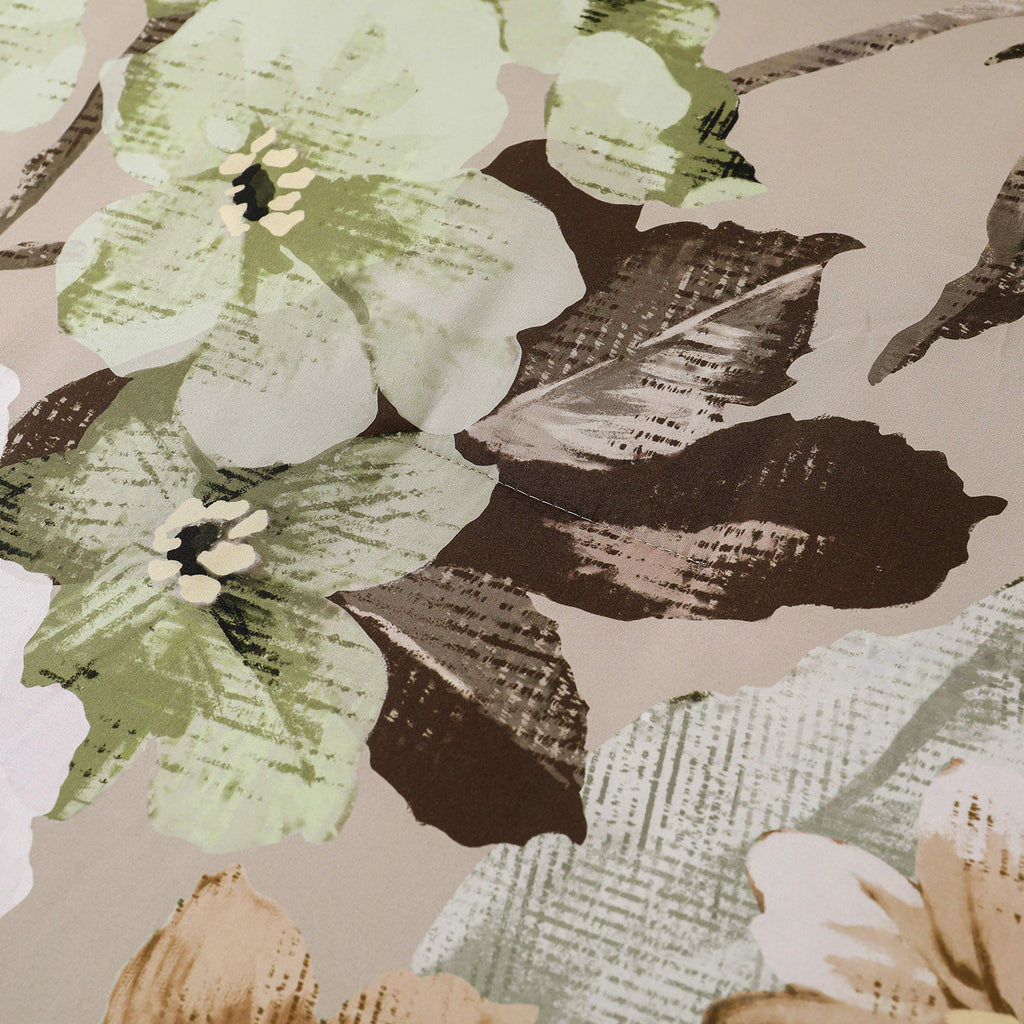 Cozy Floral Comforter Set – King, 3-Piece