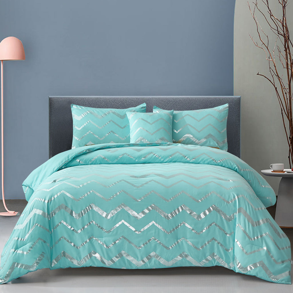 Blue Gradient Comforter Set – King, 3-Piece