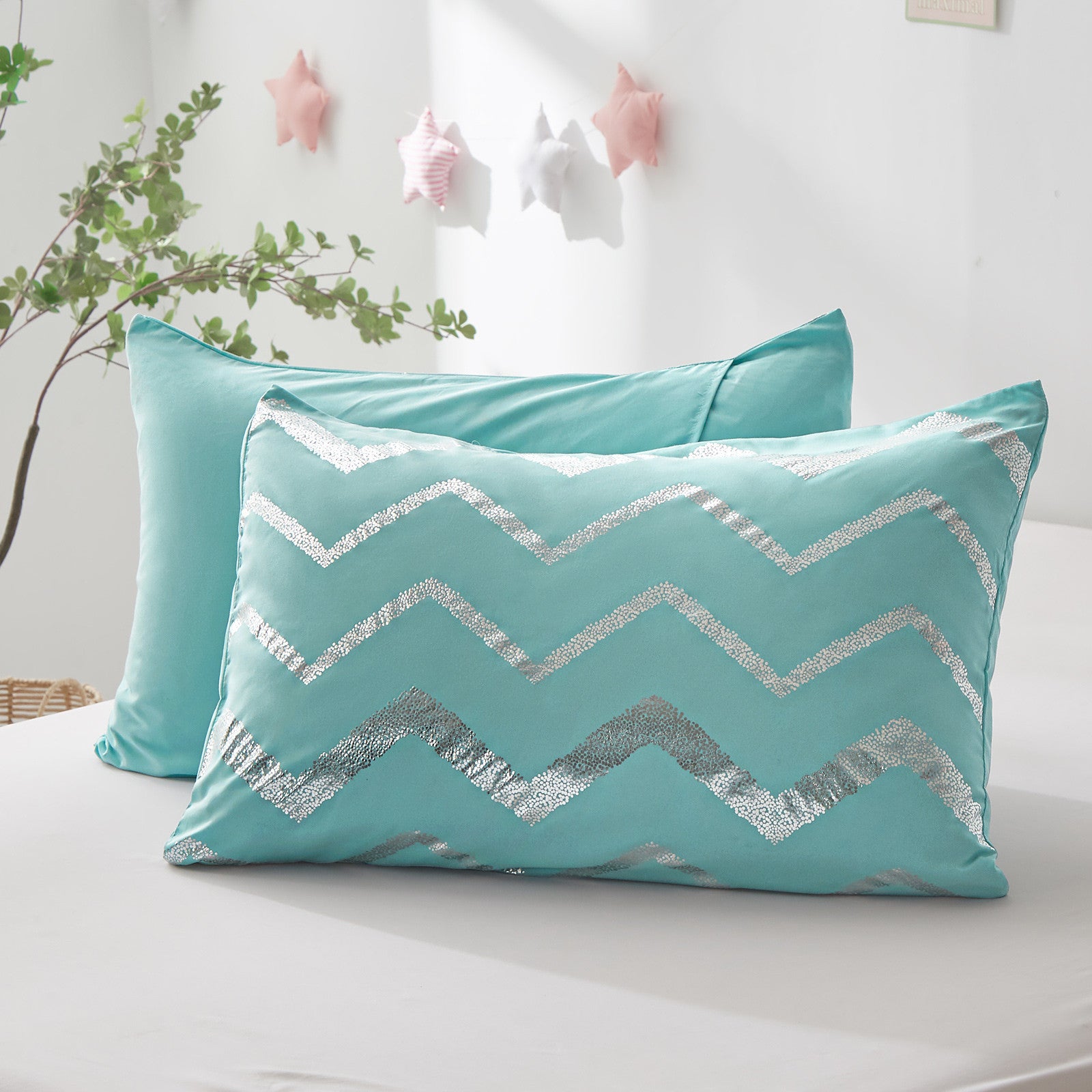 Blue Gradient Comforter Set – King, 3-Piece