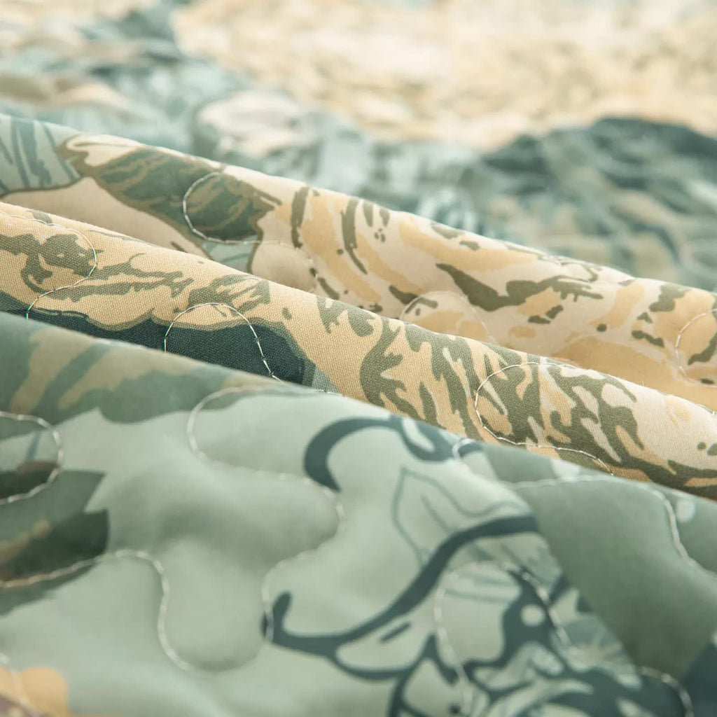 Meadow Butterfly Green Quilted Bedspread Set with Floral Details and Pillowcases