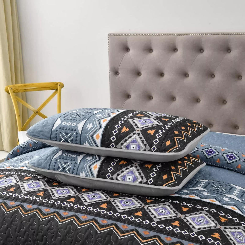 Ambient Bloom Reversible Polyester Coverlet Set – Queen, 3 Piece
