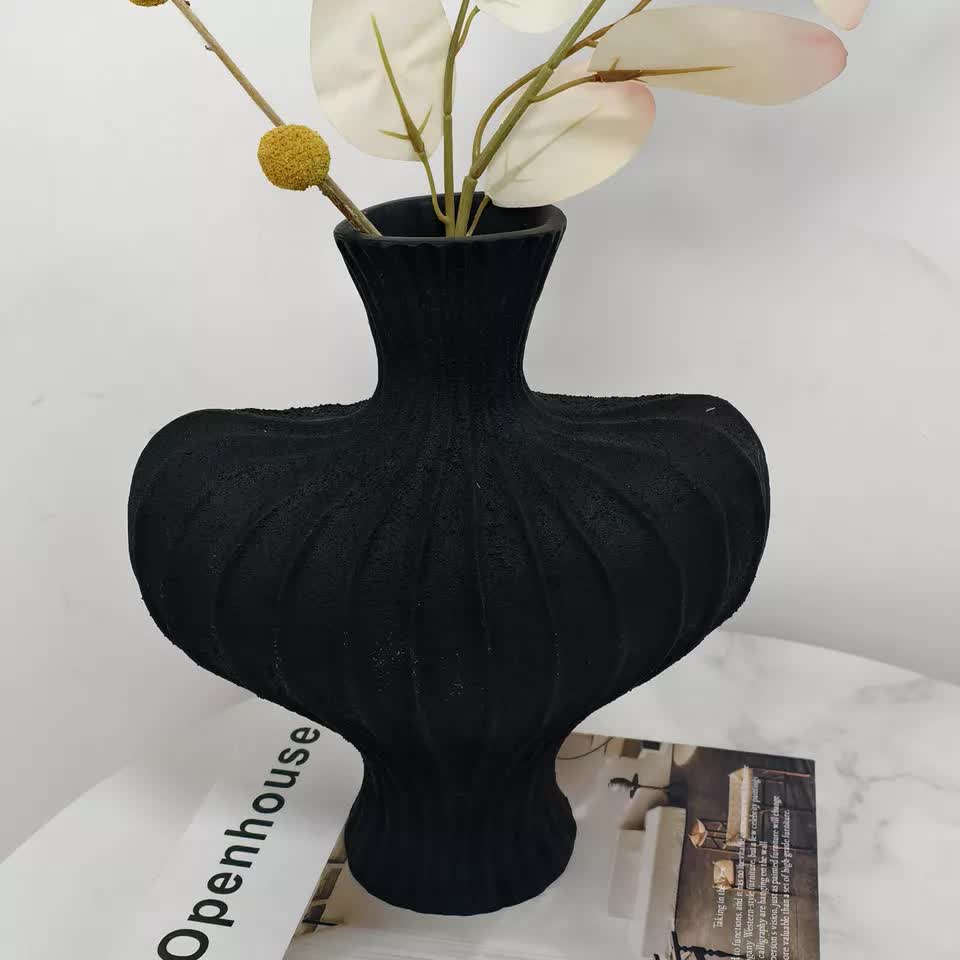 P&P Black Nordic Resin Flower Vase with Textured Design, Boho Wabi-Sabi Artistic Decor