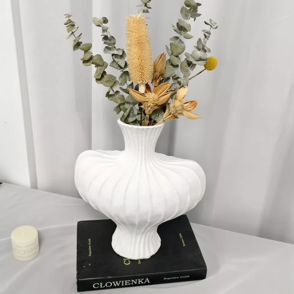 P&P White Nordic Resin Flower Vase with Boho Wabi-Sabi Textured Artistic Design